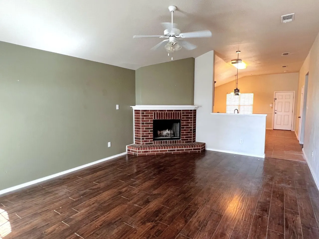 Photo 4 — 6534 37th Street, Lubbock, TX 79407
