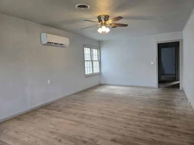 Photo 5 — 616 E 13th Street, Littlefield, TX 79339