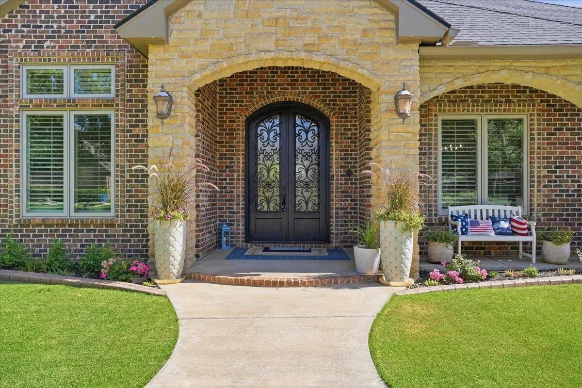 Photo 5 — 6021 91st Street, Lubbock, TX 79424