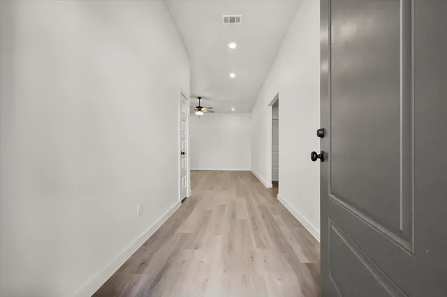 Photo 5 — 703 E 21st Street, Wolfforth, TX 79382