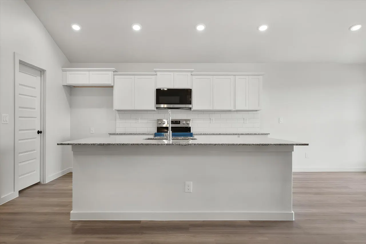 Photo 11 — 703 E 21st Street, Wolfforth, TX 79382