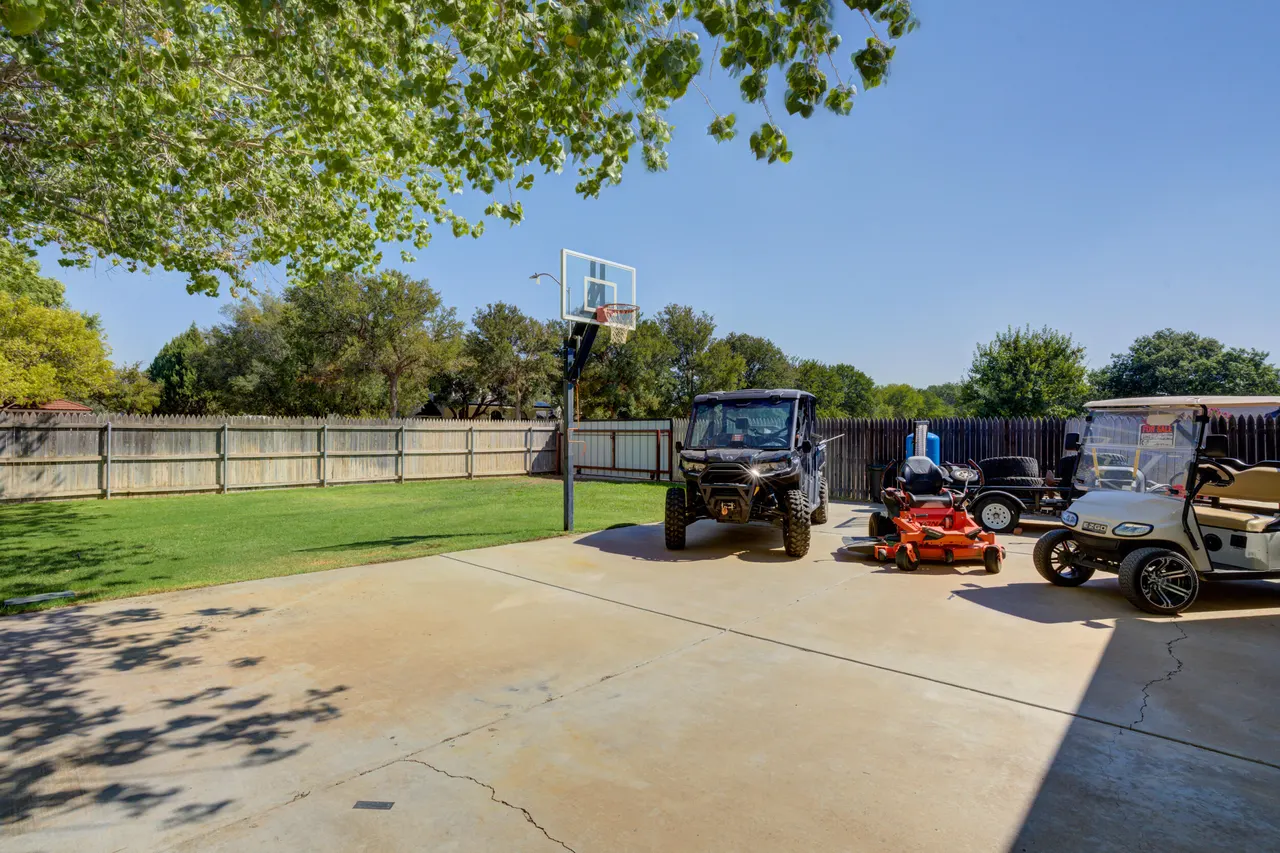Photo 78 — 6801 Saratoga Avenue, Lubbock, TX 79424
