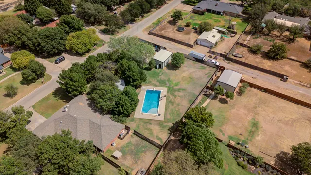 Photo 3 — 6801 Saratoga Avenue, Lubbock, TX 79424