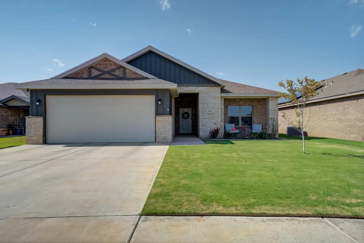 Photo 2 — 6963 22nd Street, Lubbock, TX 79407
