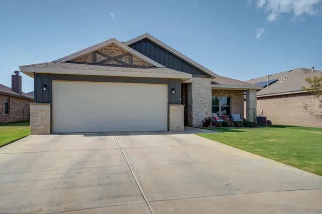 Photo 3 — 6963 22nd Street, Lubbock, TX 79407
