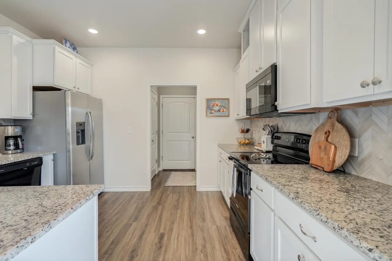 Photo 18 — 6963 22nd Street, Lubbock, TX 79407