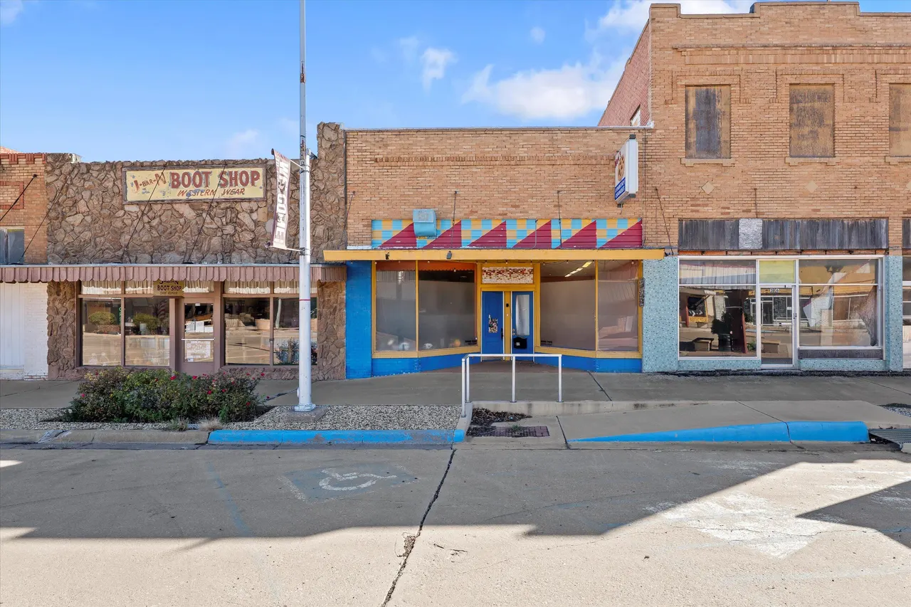 Front exterior — 312 Phelps Avenue, Littlefield, TX 79339