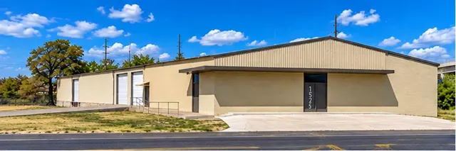 Photo 2 — 1525 E 34th Street, Lubbock, TX 79404