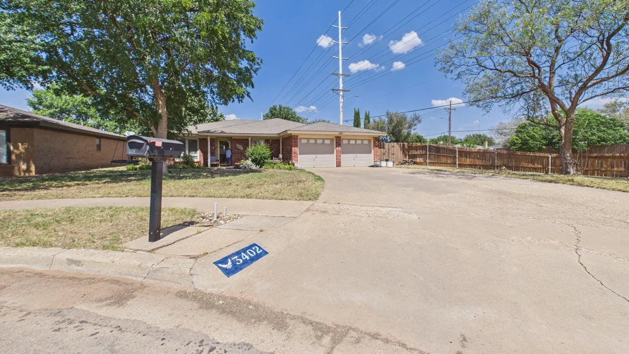 Photo 4 — 3402 87th Street, Lubbock, TX 79423