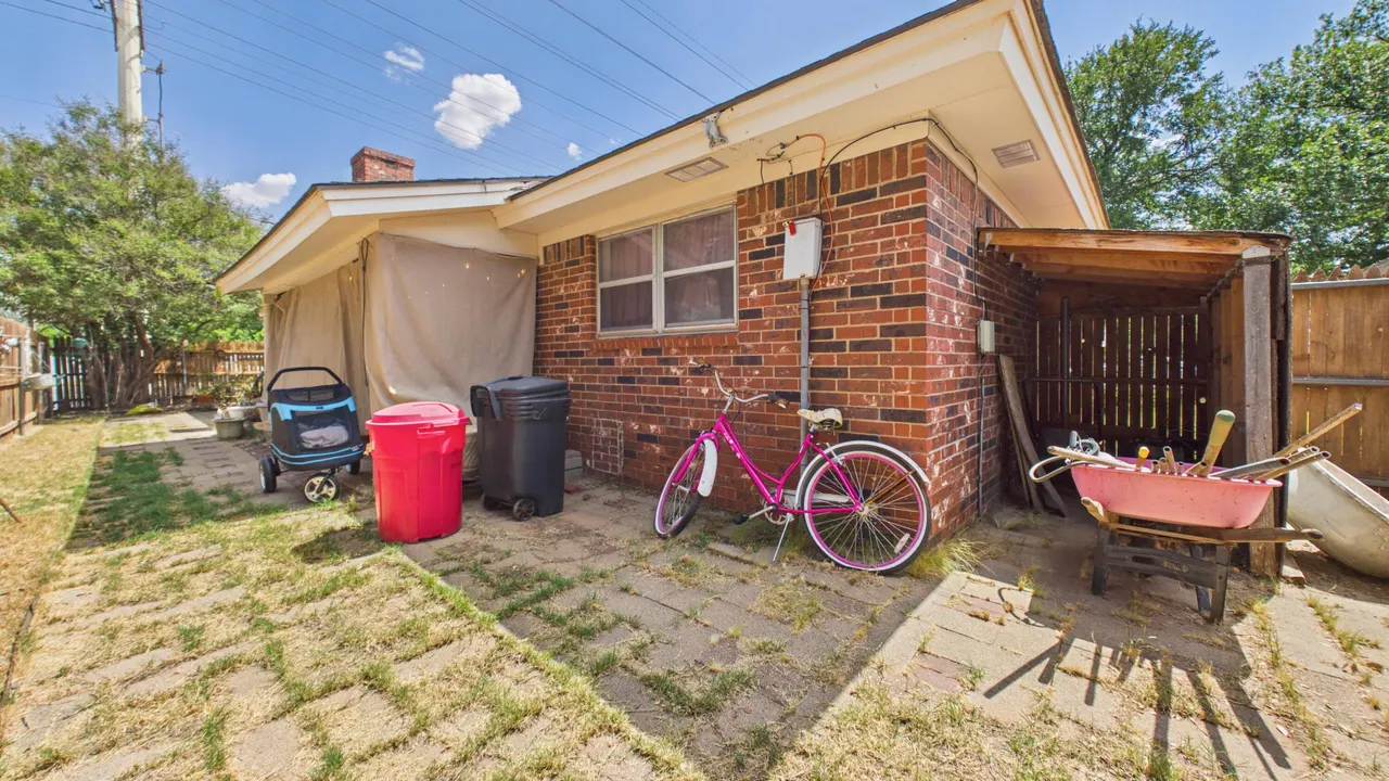 Photo 14 — 3402 87th Street, Lubbock, TX 79423