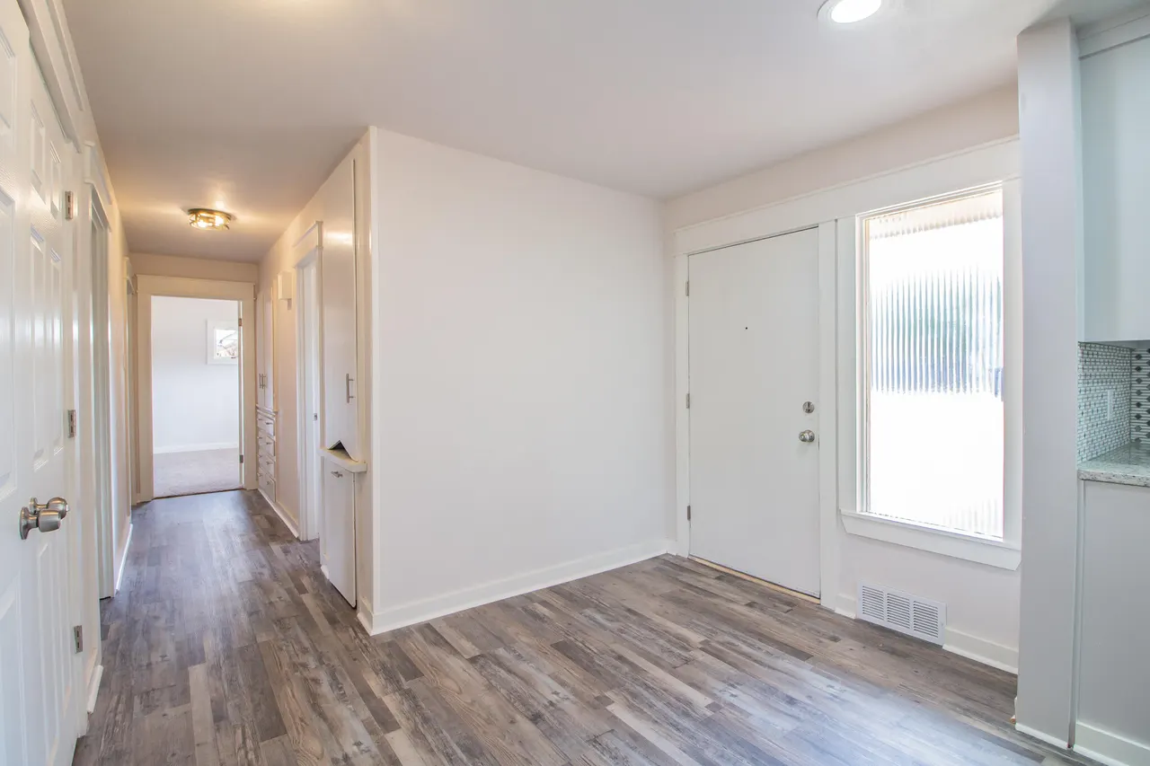 Photo 4 — 3118 43rd Street, Lubbock, TX 79413