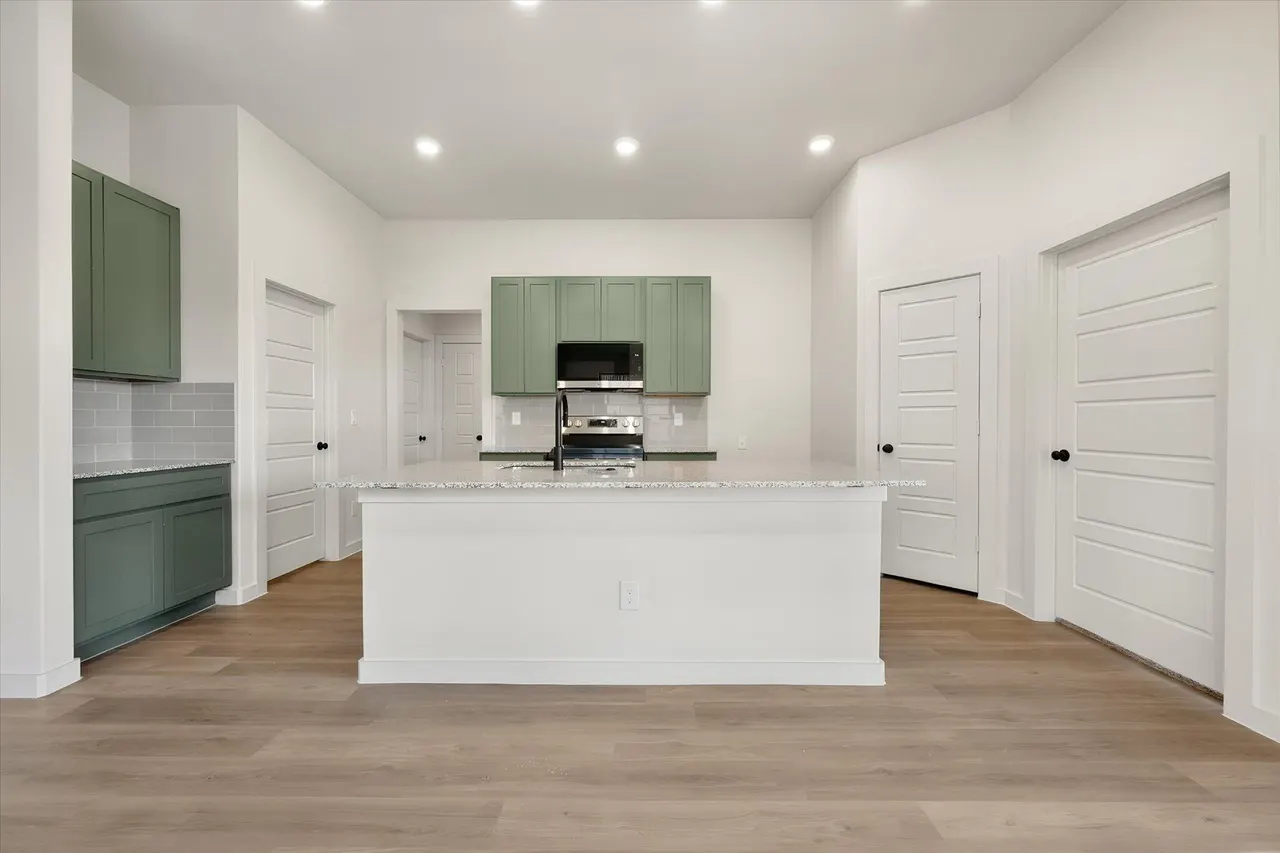Photo 11 — 5633 Rice Street, Lubbock, TX 79416