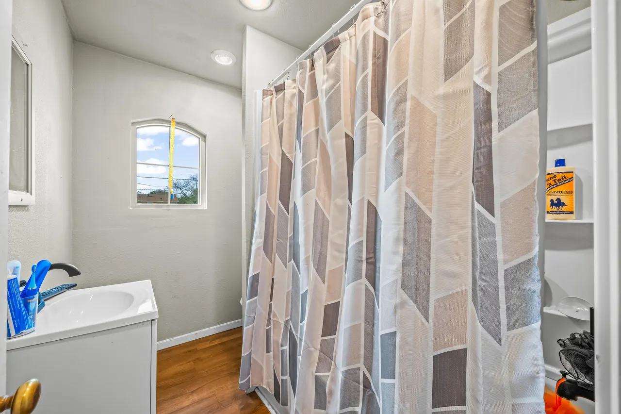 Photo 11 — 1103 44th Street, Lubbock, TX 79412
