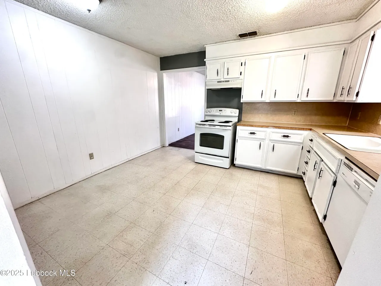 Photo 4 — 6505 21st Street, Lubbock, TX 79407