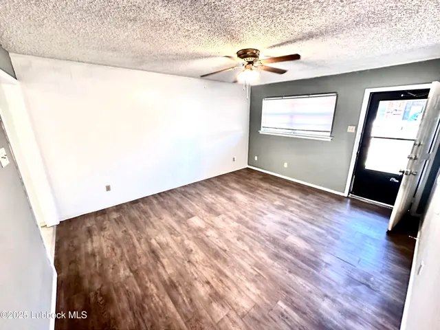 Photo 5 — 6505 21st Street, Lubbock, TX 79407
