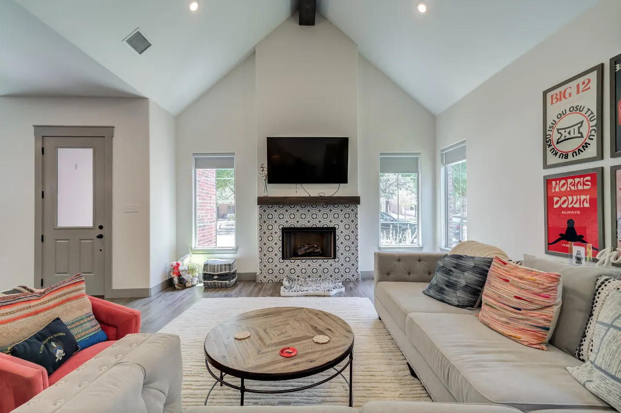 Photo 23 — 2116 Glenna Goodacre Boulevard, Lubbock, TX 79401