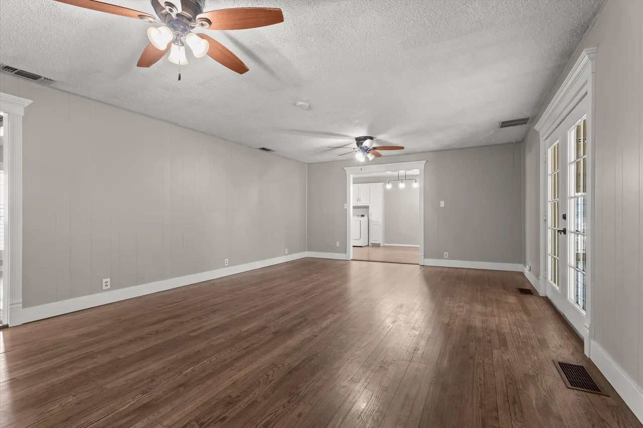 Photo 6 — 4801 14th Street, Lubbock, TX 79416
