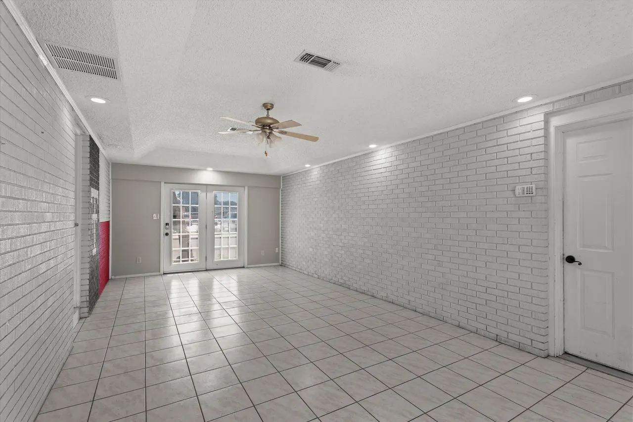 Photo 13 — 4801 14th Street, Lubbock, TX 79416