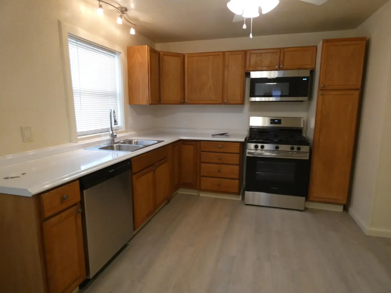 Photo 9 — 2301 39th Street, Lubbock, TX 79412