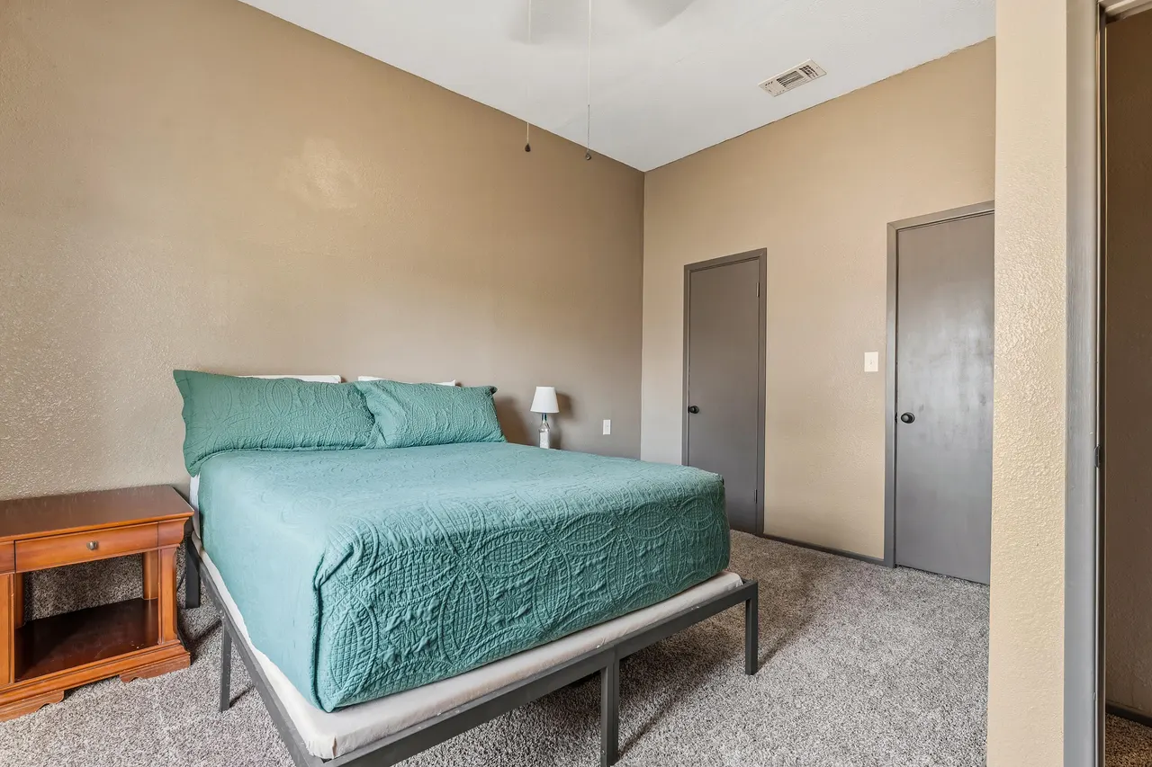 Photo 16 — 707 12th Street, Shallowater, TX 79363