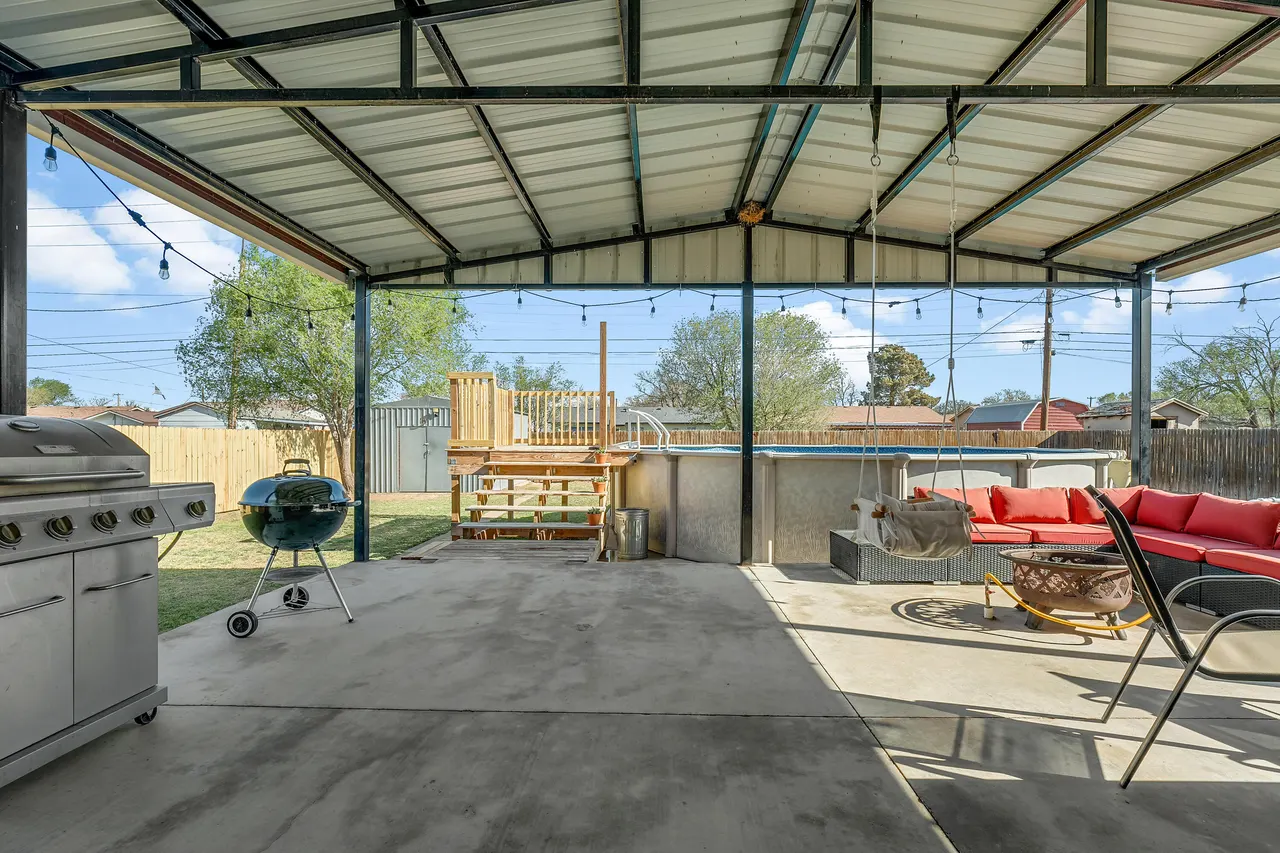 Photo 22 — 707 12th Street, Shallowater, TX 79363