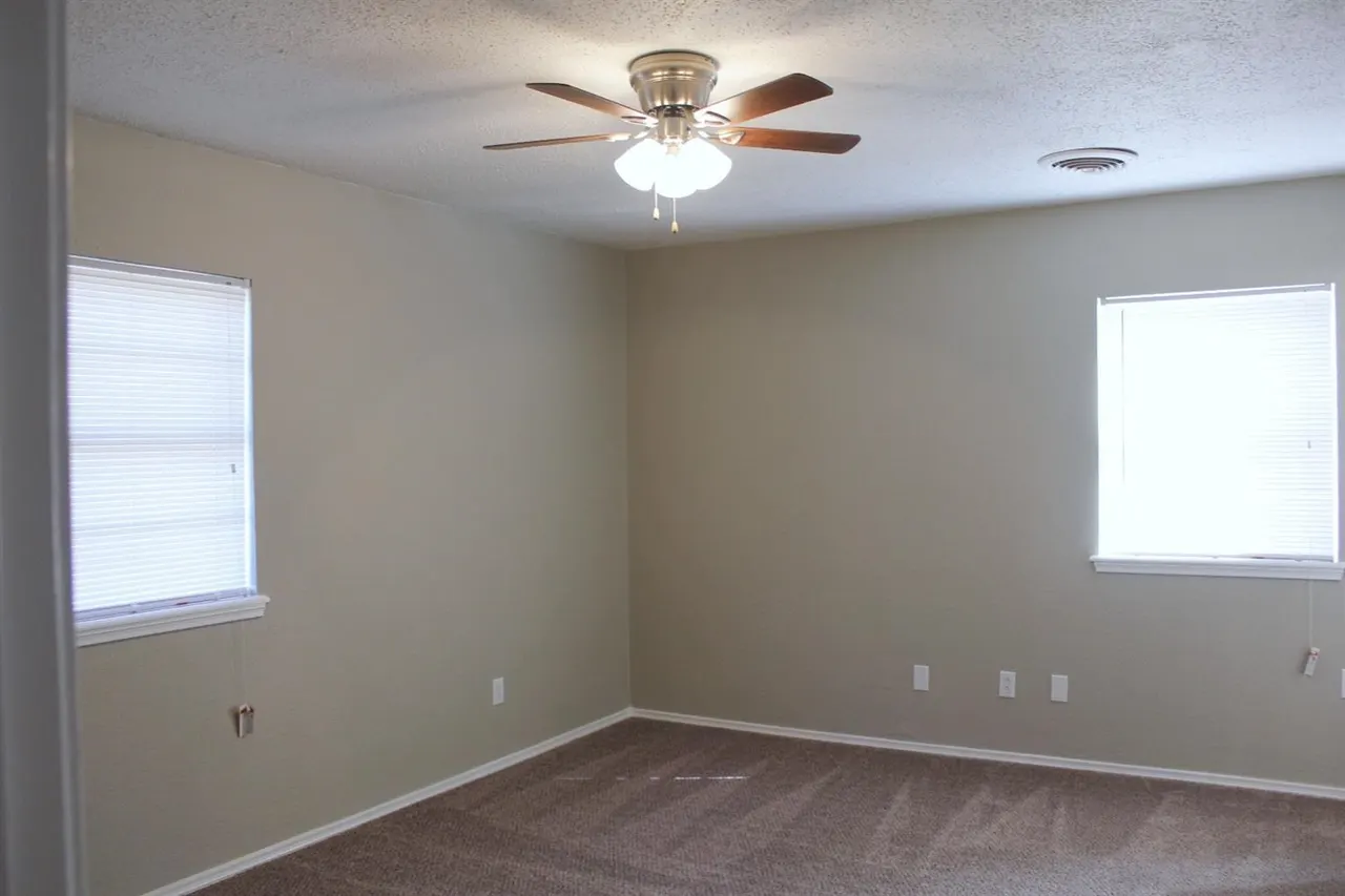 Photo 7 — 4506 60th Street, Lubbock, TX 79414