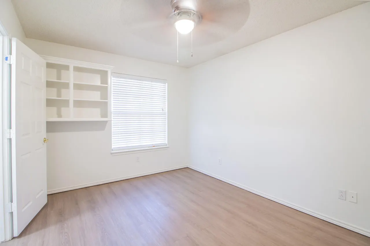 Photo 22 — 905 Kirby Avenue, Lubbock, TX 79416