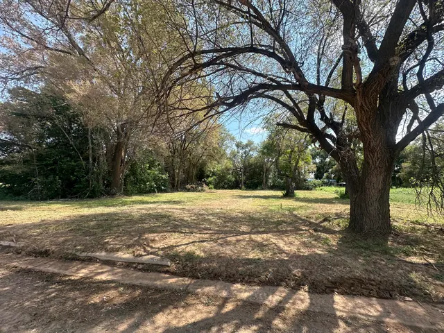 Photo 2 — 1112 E 52nd Street, Lubbock, TX 79404