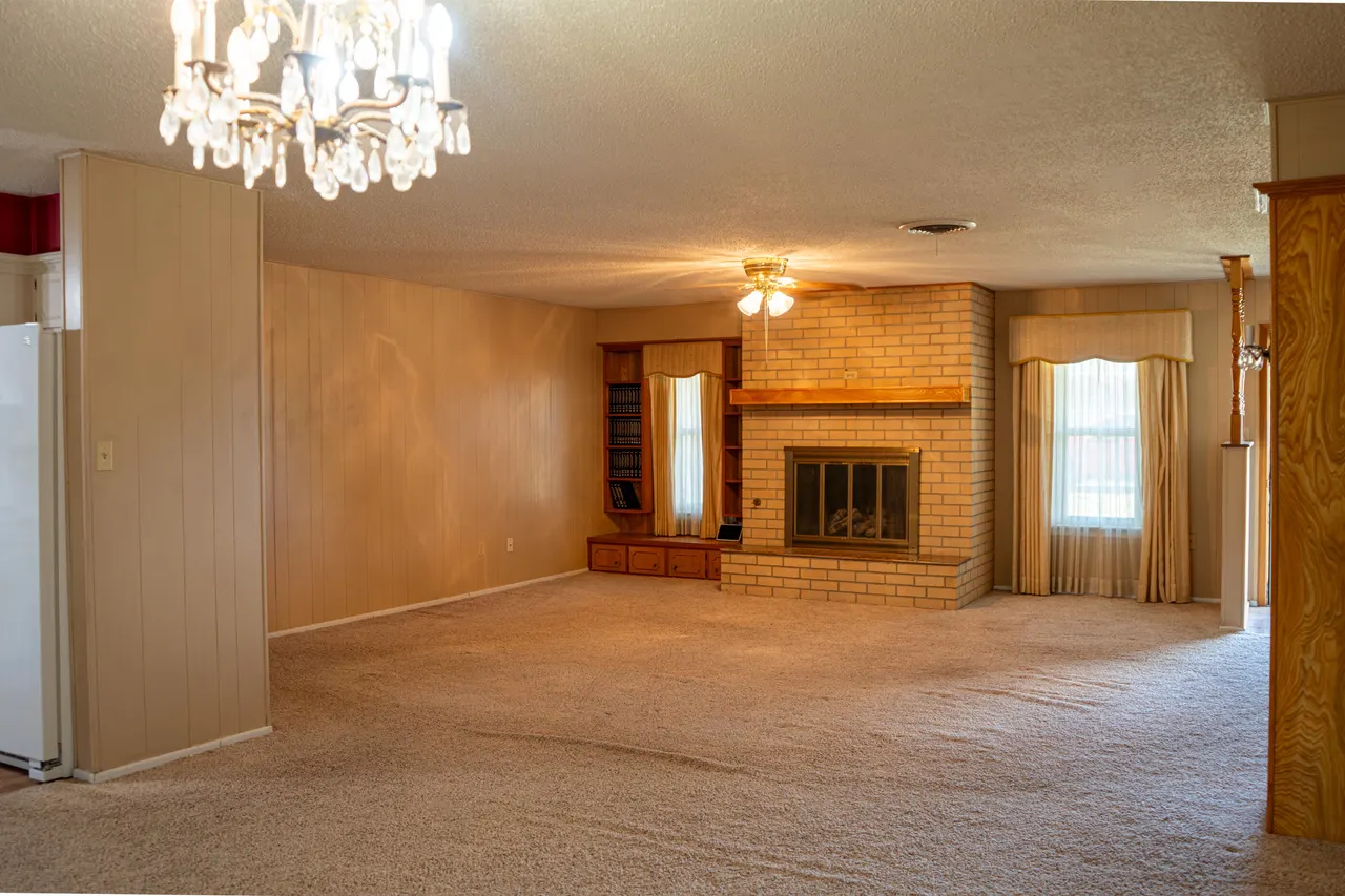 Photo 8 — 819 Cedar Street, Floydada, TX 79235