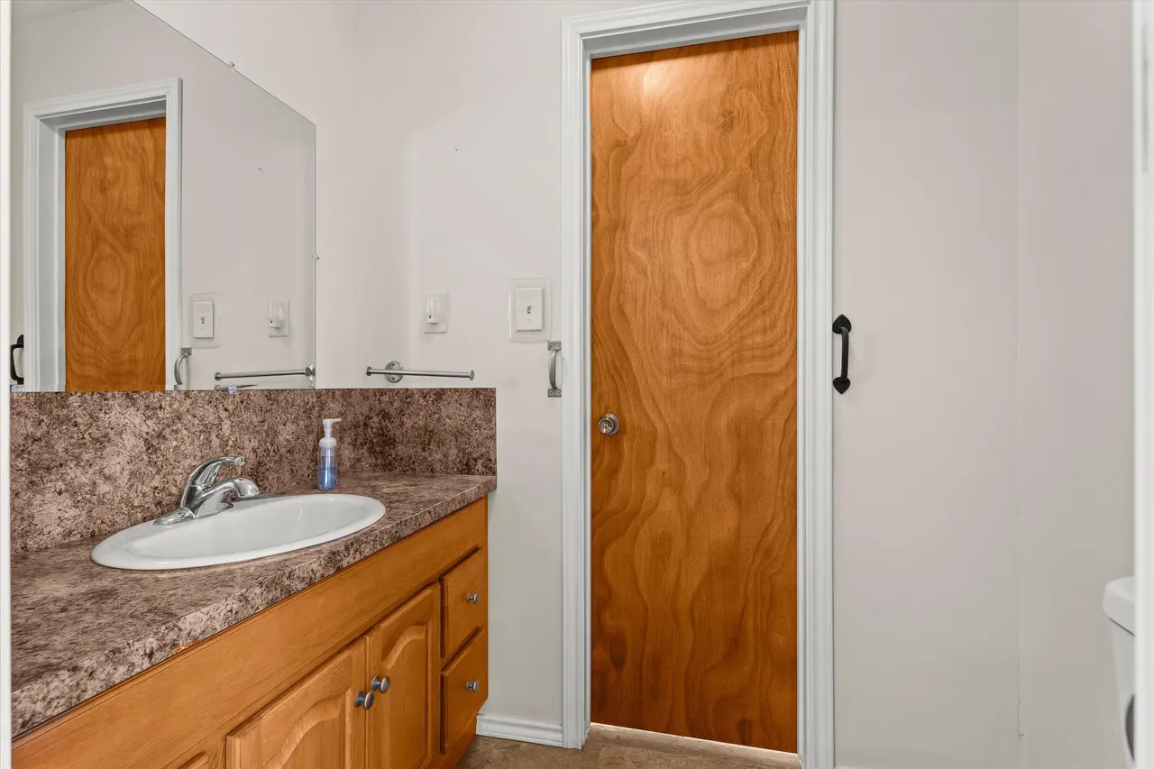 Photo 27 — 203 Cottonwood Lane, Levelland, TX 79336