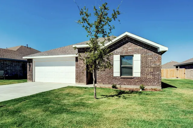 Photo 2 — 2922 134th Street, Lubbock, TX 79423