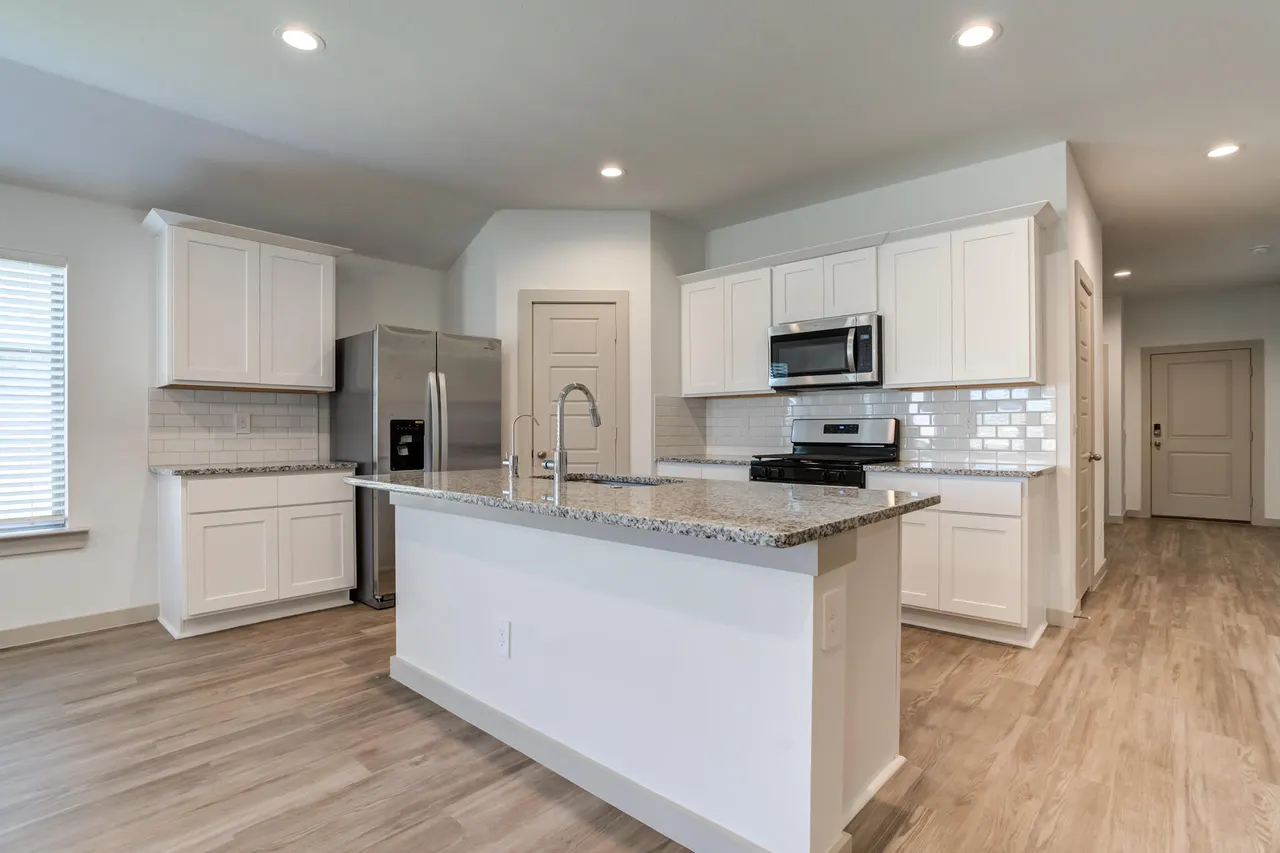 Photo 3 — 2922 134th Street, Lubbock, TX 79423