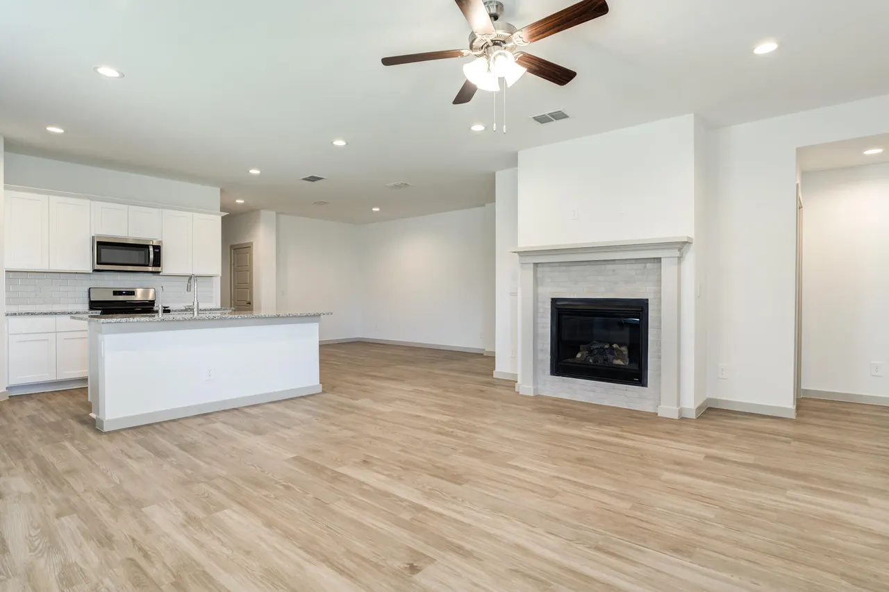 Photo 12 — 2922 134th Street, Lubbock, TX 79423