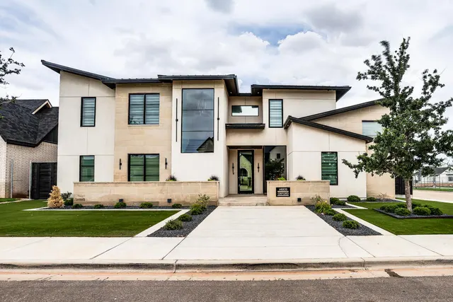 Photo 3 — 14809 Oxford Avenue, Lubbock, TX 79423