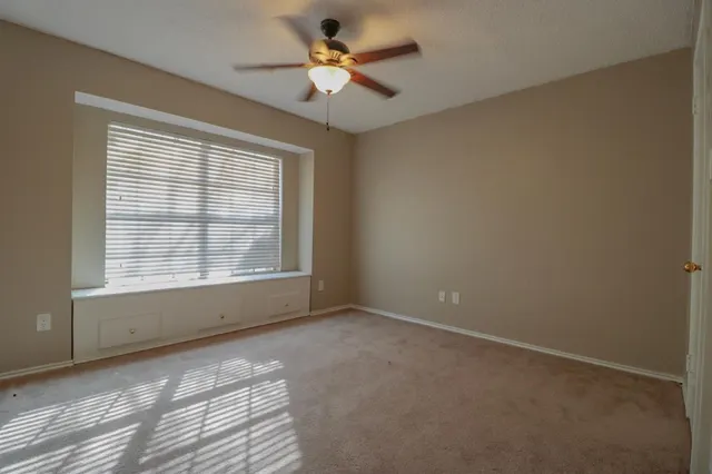 Photo 7 — 6032 72nd Street, Lubbock, TX 79424