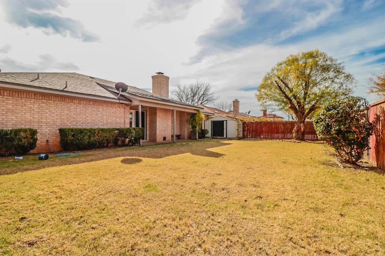 Photo 10 — 6032 72nd Street, Lubbock, TX 79424