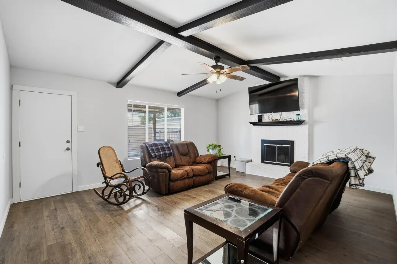 Photo 5 — 1316 6th Street, Shallowater, TX 79363