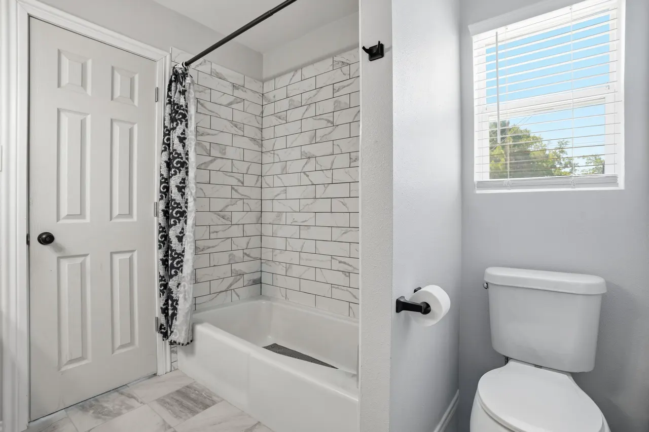 Photo 9 — 1316 6th Street, Shallowater, TX 79363
