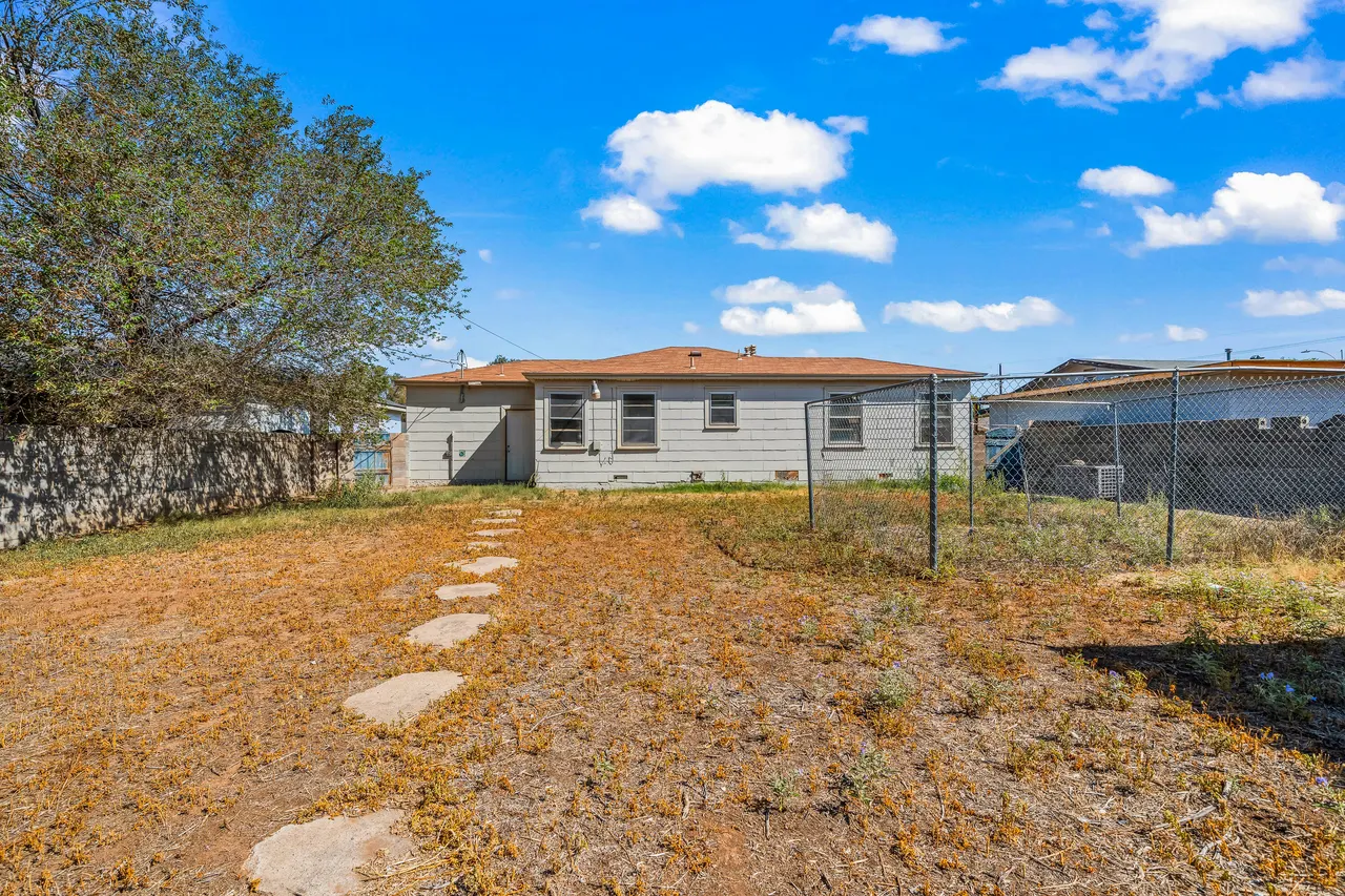 Photo 23 — 2005 48th Street, Lubbock, TX 79412