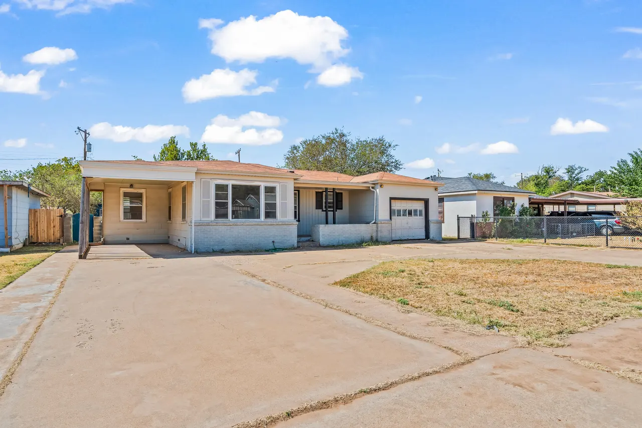 Photo 2 — 2005 48th Street, Lubbock, TX 79412