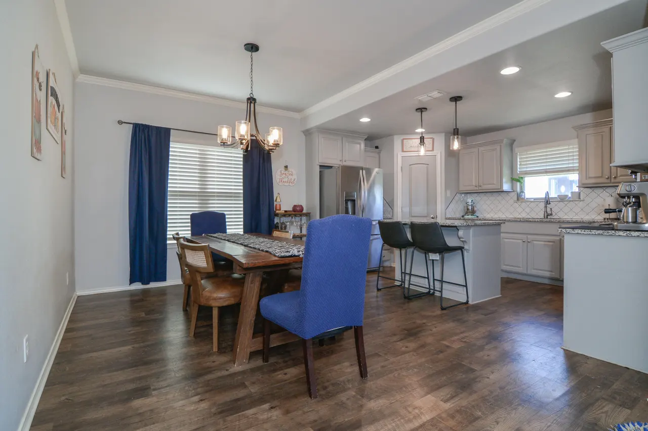 Photo 11 — 6915 72nd Street, Lubbock, TX 79424