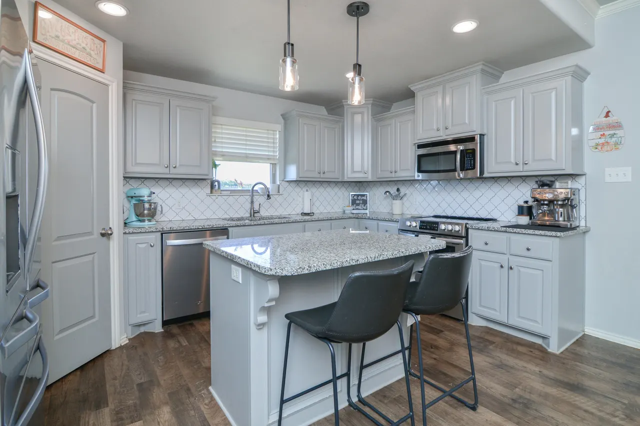Photo 15 — 6915 72nd Street, Lubbock, TX 79424