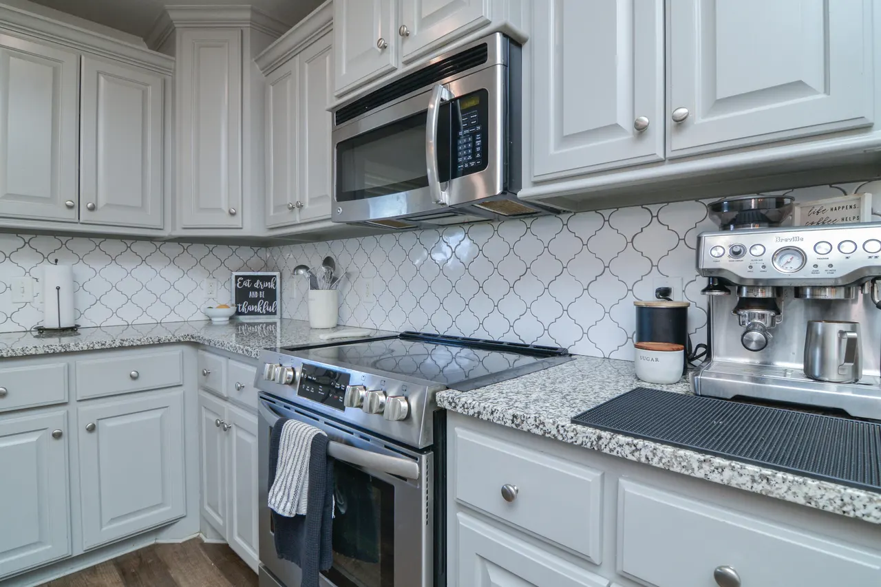 Photo 17 — 6915 72nd Street, Lubbock, TX 79424