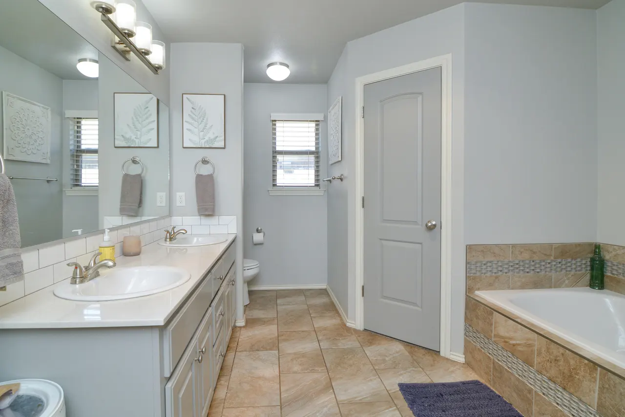 Photo 25 — 6915 72nd Street, Lubbock, TX 79424