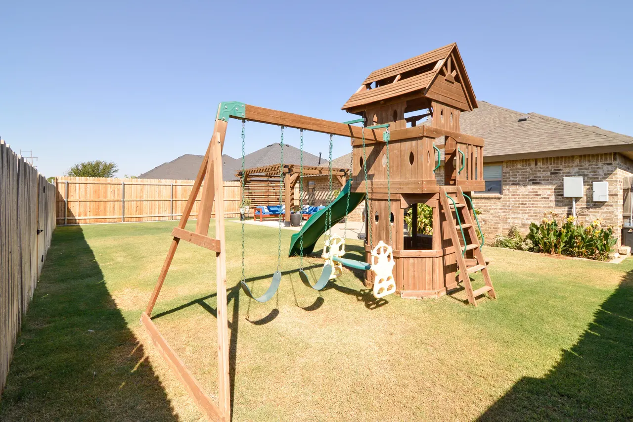 Photo 44 — 6915 72nd Street, Lubbock, TX 79424