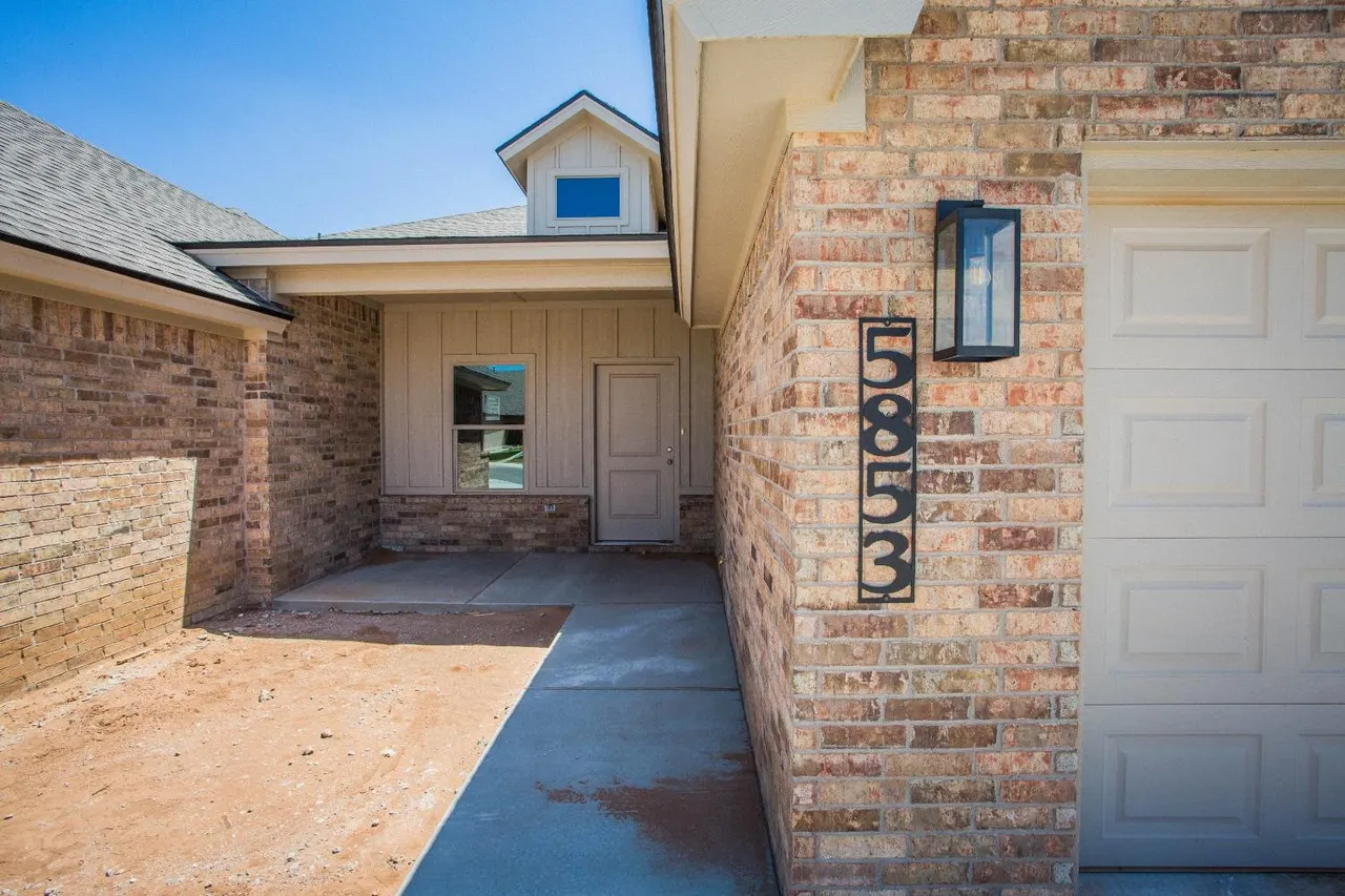 Photo 3 — 5861 Virginia Avenue, Lubbock, TX 79407