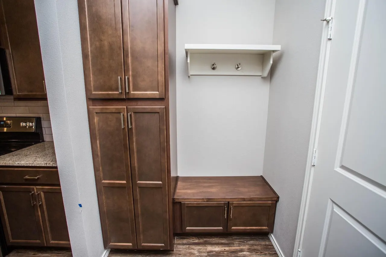 Photo 5 — 5861 Virginia Avenue, Lubbock, TX 79407