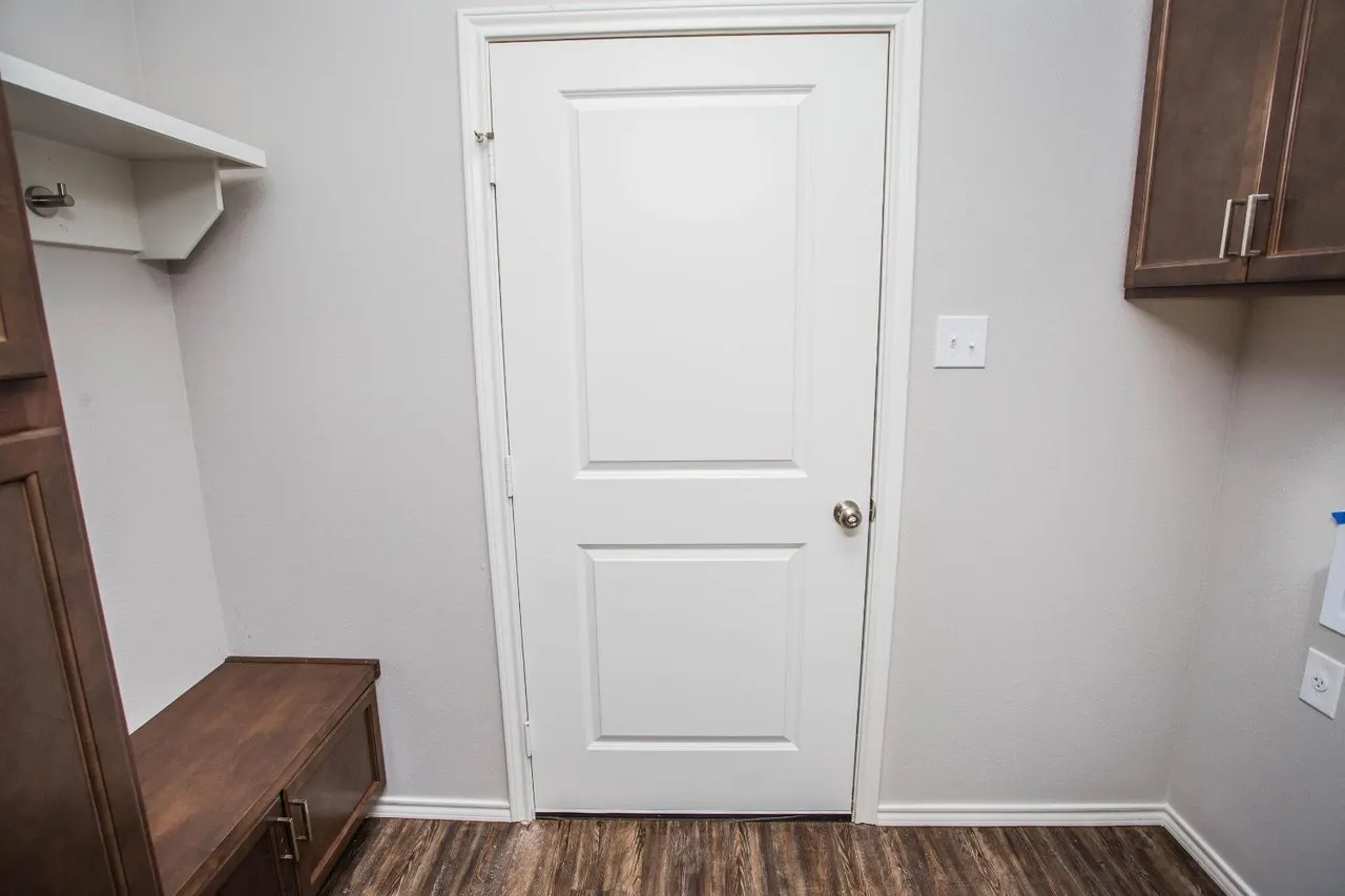 Photo 6 — 5861 Virginia Avenue, Lubbock, TX 79407