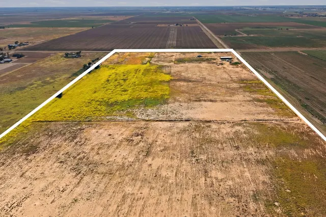Photo 3 — 1701 S State Rd 2646, Levelland, TX 79336