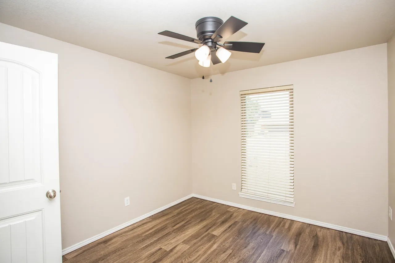 Photo 23 — 607 N 8th Street, Wolfforth, TX 79382